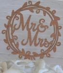 Mr and Mrs Wreath Wooden Cake Pick image