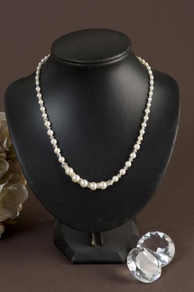 Wedding  Timeless Swarovski Crystal and Pearl Necklace Image 1