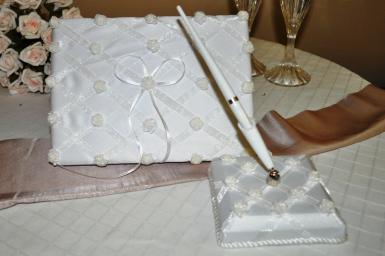 Wedding  Rose Lattice Guest Book and Pen Set Image 1