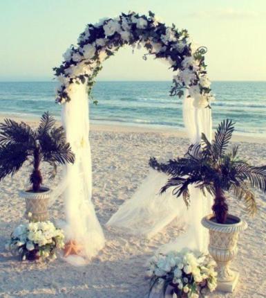 Wedding  White Metal Wedding Arch - HIRE Image 1