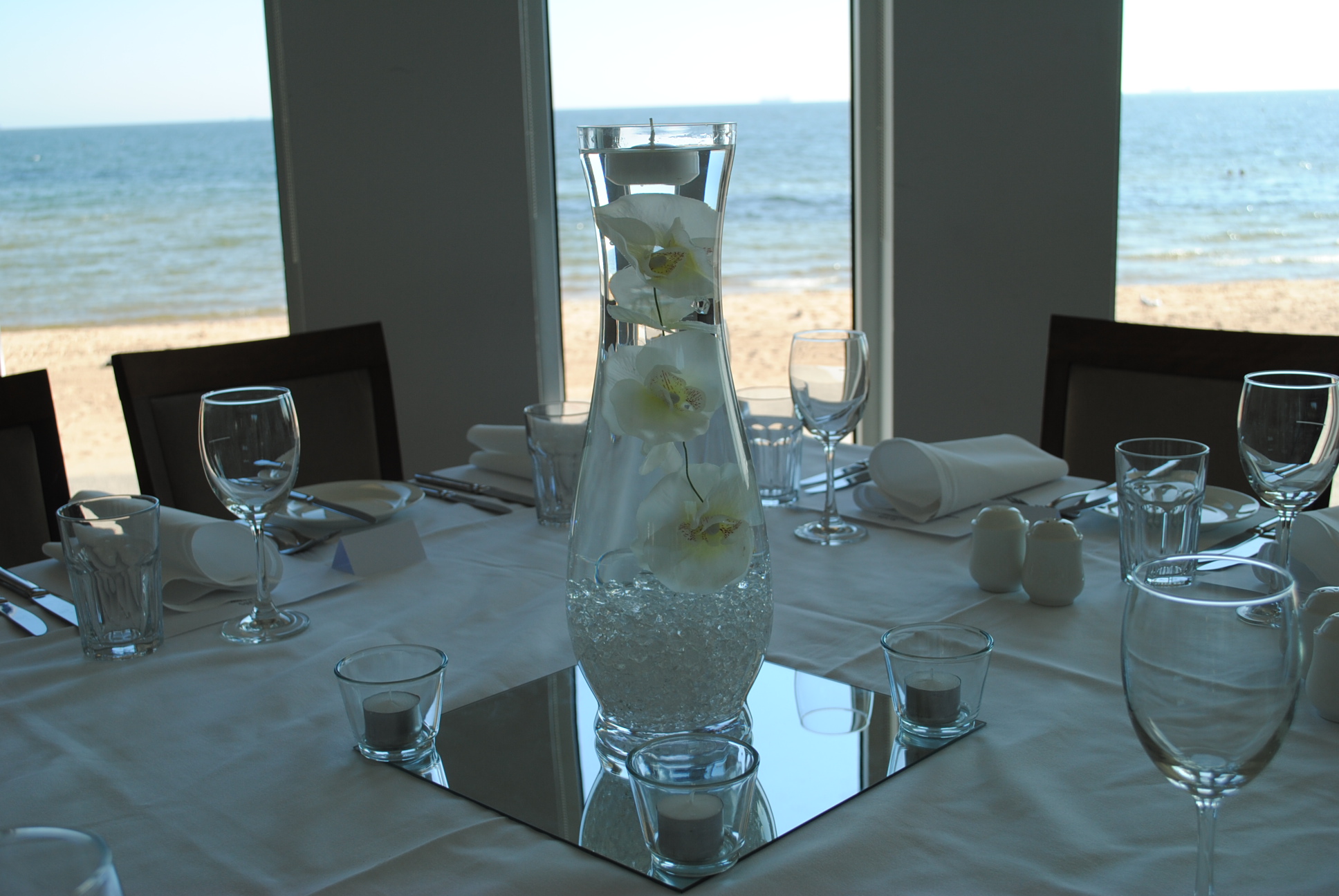 Wedding Tulip Vase Centrepiece with Floating Candle Hire Wedding Wish