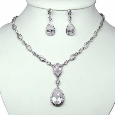 Wedding  Necklace and Earring Crystal Set Image 1