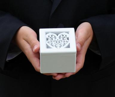 Wedding  White Fillagree Heart Ring Box Image 1