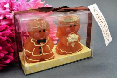Wedding  Bride and Groom Gingerbread Candles Image 1